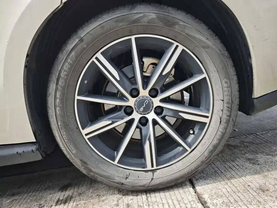BYD Seal 06 Seal 06 2024 DM-i 120KM Premium Edition 2024 — миниатюра 3