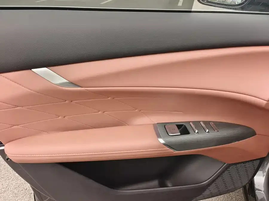 Changan CS75PLUS Changan CS75PLUS 2025 Fourth Generation 1.5T New Blue Whale Smart Excellence Edition 2025 — миниатюра 3