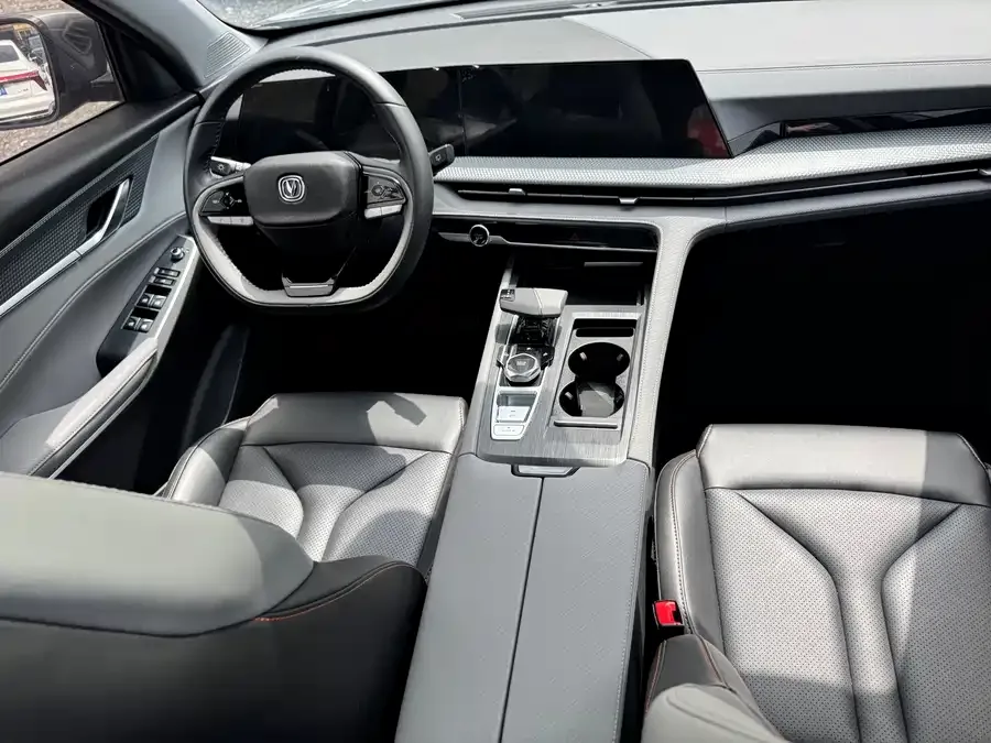 Changan CS75PLUS Changan CS75PLUS 2022 Second Generation 2.0T Automatic Premium Edition 2023 — миниатюра 4