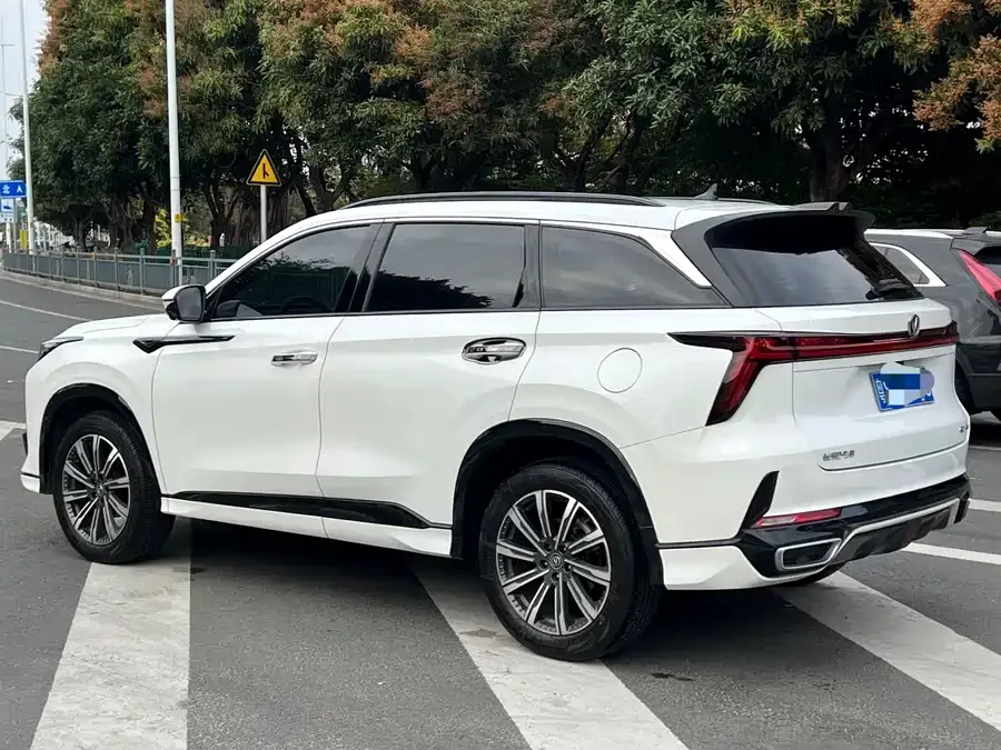 Changan CS75PLUS Changan CS75PLUS 2024 Third Generation Champion Edition 1.5T Smart Driving and Navigation Edition 2024 — миниатюра 4