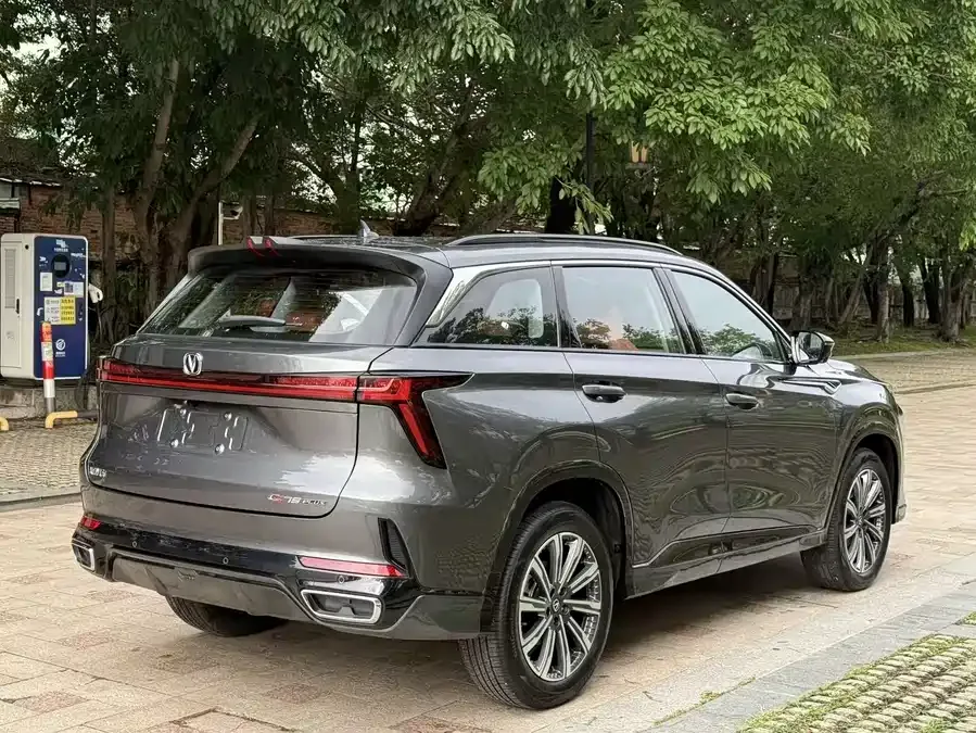 Changan CS75PLUS Changan CS75PLUS 2024 Third Generation Champion Edition 1.5T Smart Driving and Navigation Edition 2025 — миниатюра 4