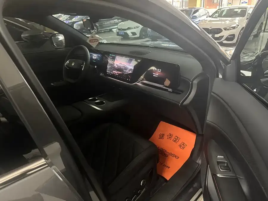 Changan CS75PLUS Changan CS75PLUS 2025 fourth-generation 1.5T New Blue Whale Smart Flagship Edition 2025 — миниатюра 4
