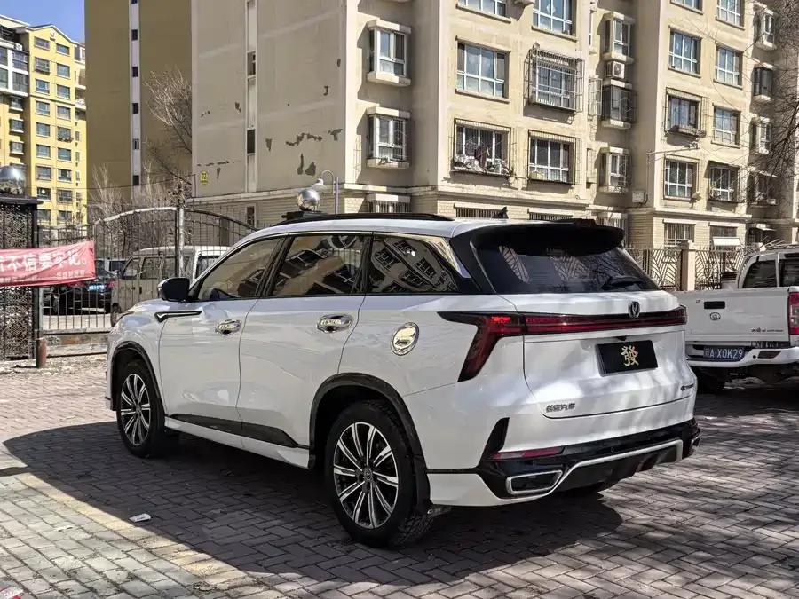 Changan CS75PLUS Changan CS75PLUS 2023 third-generation 1.5T automatic premium model 2023 — миниатюра 2