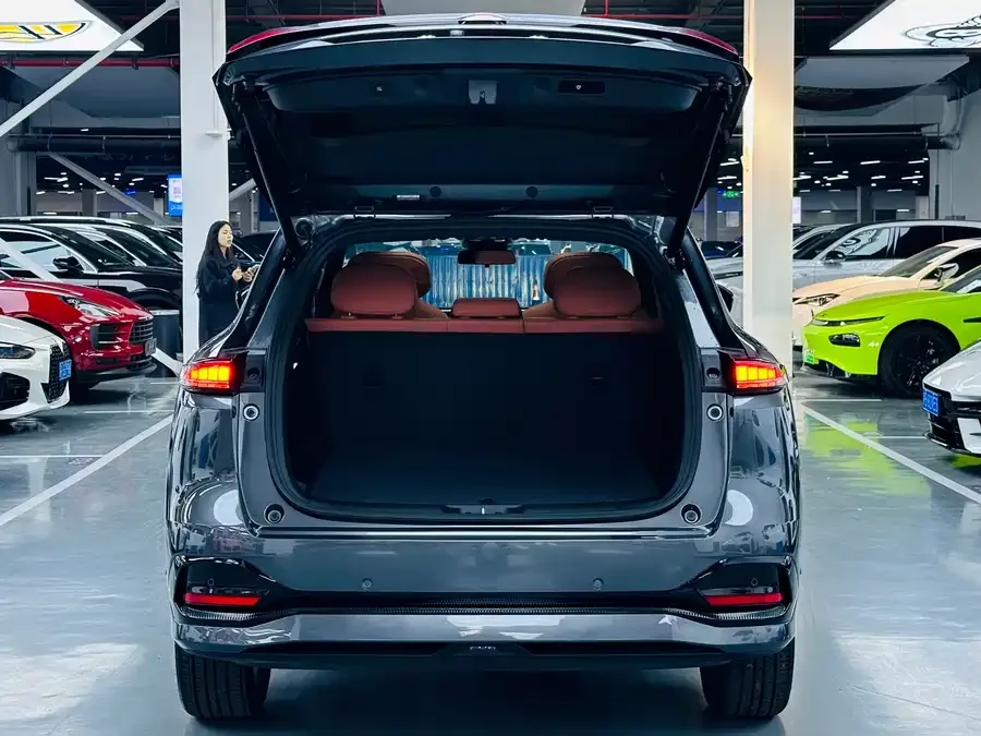 Changan CS75PLUS Changan CS75PLUS 2025 fourth-generation 1.5T New Blue Whale Smart Flagship Edition 2024 — миниатюра 5