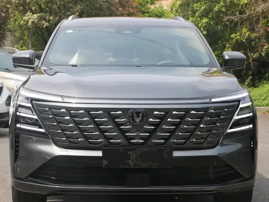 Changan CS75PLUS Changan CS75PLUS 2025 fourth-generation 1.5T New Blue Whale Smart Premium Edition 2026 — миниатюра 2
