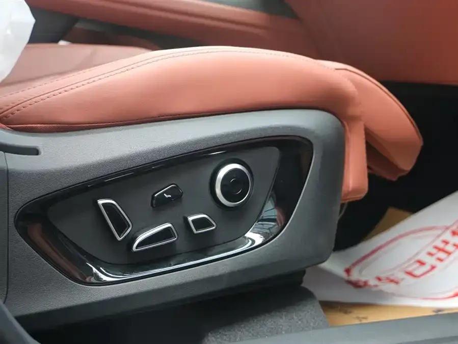 Changan CS75PLUS Changan CS75PLUS 2025 fourth-generation 1.5T New Blue Whale Smart Premium Edition 2026 — миниатюра 5