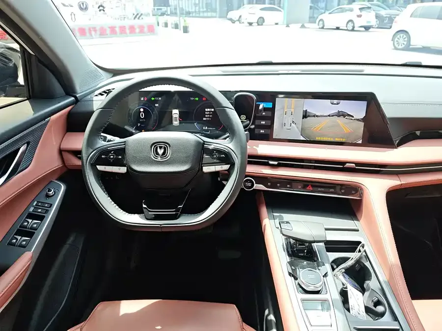 Changan CS75PLUS Changan CS75PLUS 2024 Third Generation Champion Edition 1.5T Smart Driving and Navigation Edition 2025 — миниатюра 4