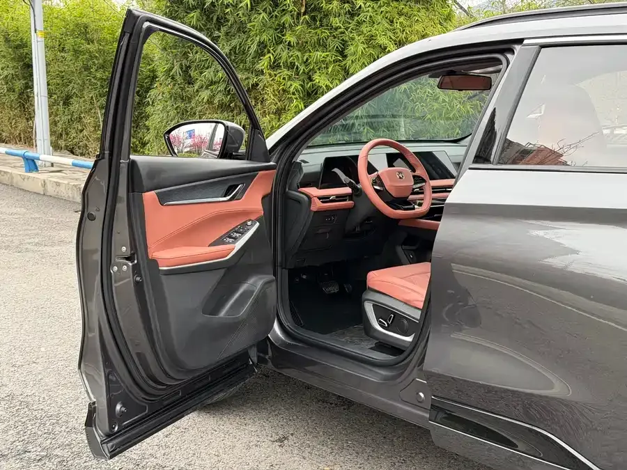 Changan CS75PLUS Changan CS75PLUS 2023 third-generation 1.5T automatic premium model 2023 — миниатюра 3