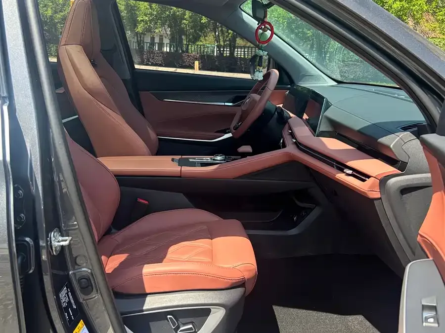 Changan CS75PLUS Changan CS75PLUS 2023 third-generation 1.5T automatic premium model 2024 — миниатюра 3