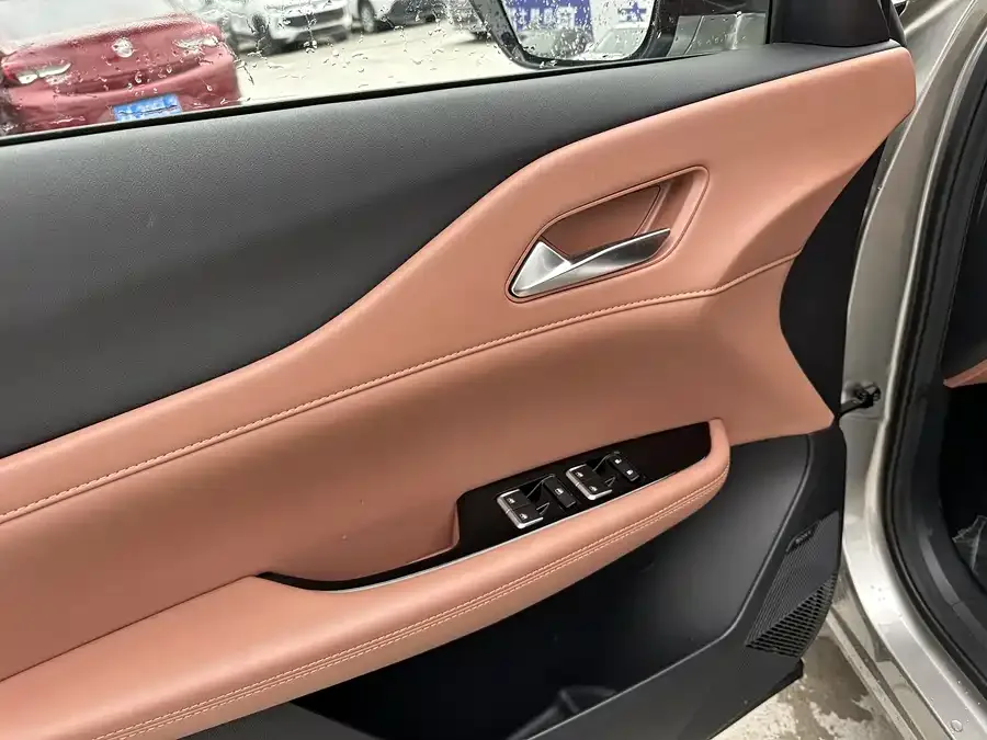 Changan UNI-Z Changan UNI-Z 2025 1.5T Premium Edition 2024 — миниатюра 5