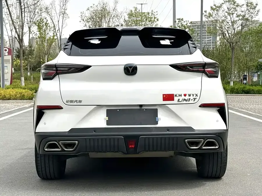 Changan UNI-T Changan UNI-T 2022 1.5T Premium Edition 2022 — миниатюра 2