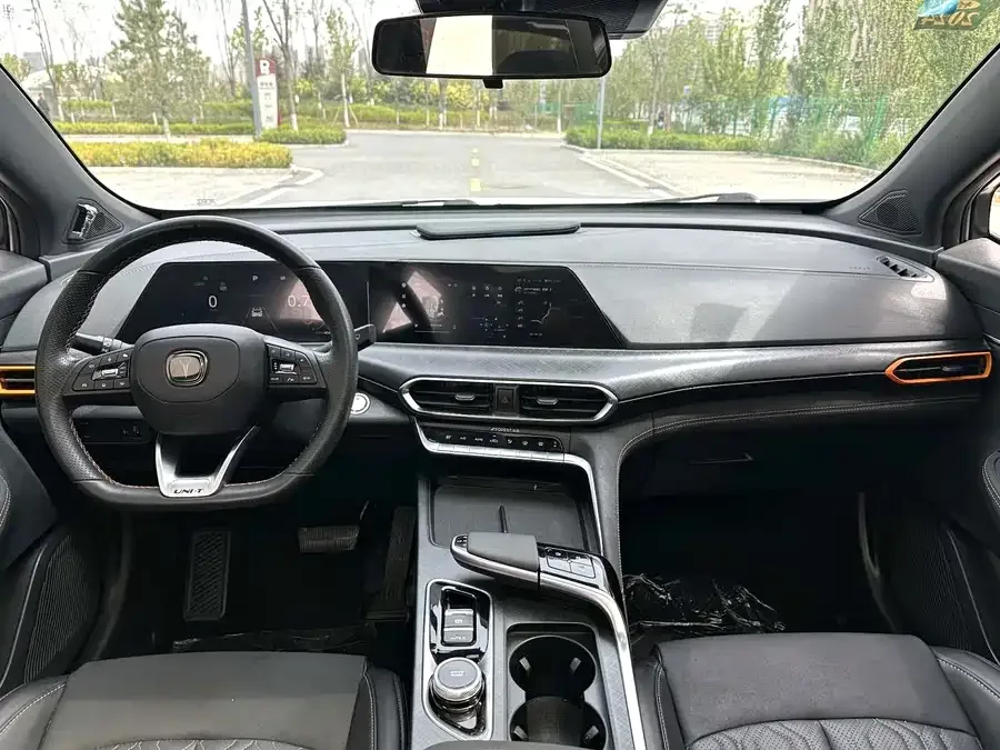 Changan UNI-T Changan UNI-T 2022 1.5T Premium Edition 2022 — миниатюра 4