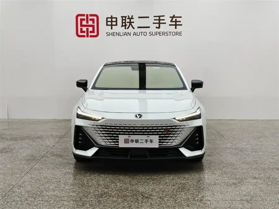 Changan UNI-V Changan UNI-V 2022 1.5T Premium Edition 2023 — миниатюра 2