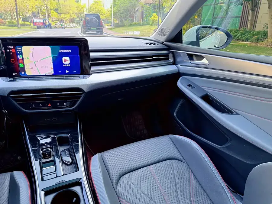 Volkswagen Lamando Lingdu 2024 Lingdu L 280TSI DSG trendy version 2023 — миниатюра 5