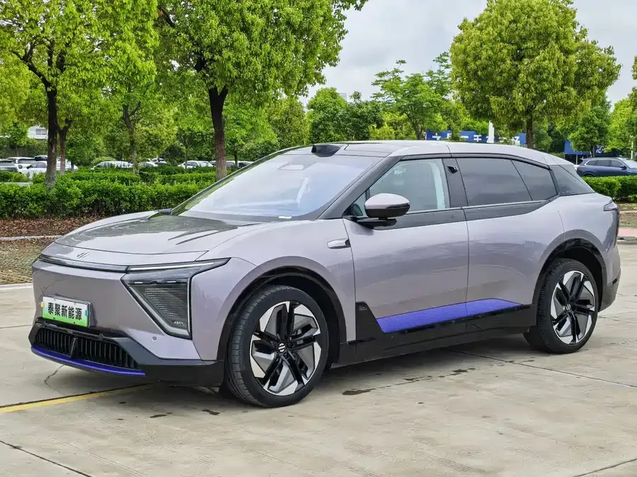 HiPhi Y Gaohe HiPhi Y 2023 560km Elite Edition 2023 — фото 1, купить с доставкой в Москву