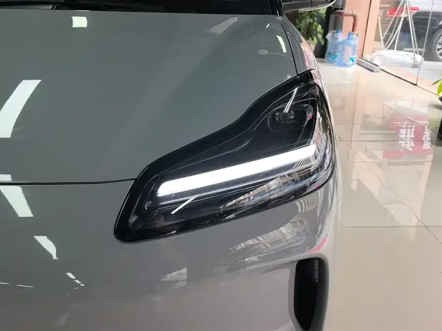 Wuling Bingo PLUS Wuling Bingo PLUS 2024 510km Flagship Edition Four-seater Edition 2024 — миниатюра 2