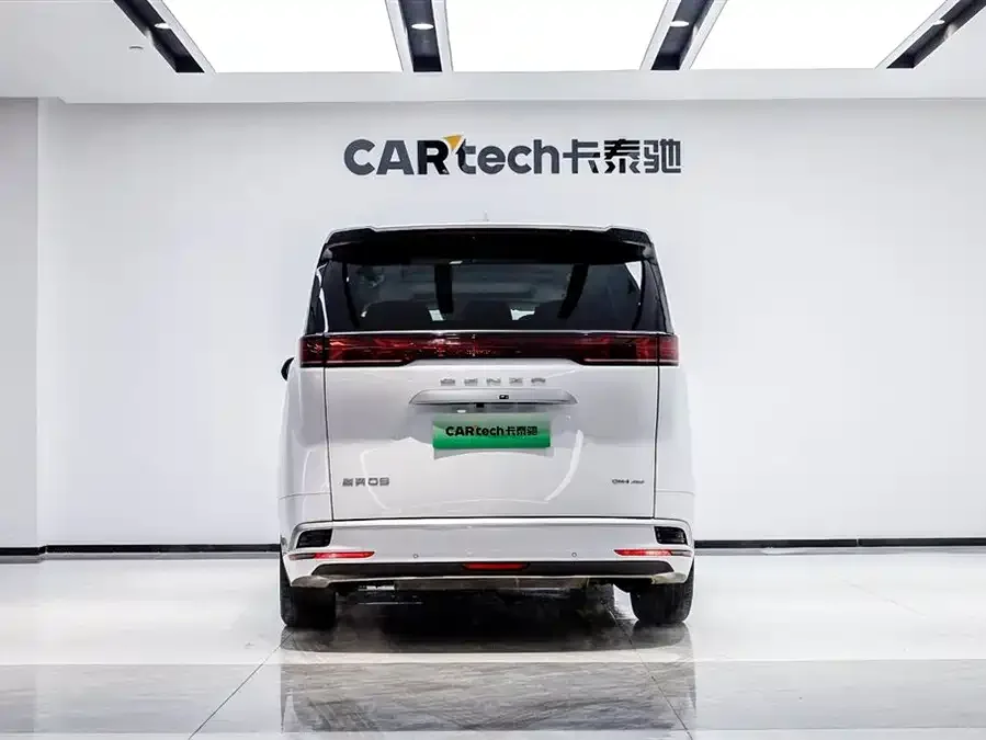 BYD D9 DENZA D9 2024 DM-i 980 4WD Premium Edition 2025 — миниатюра 2