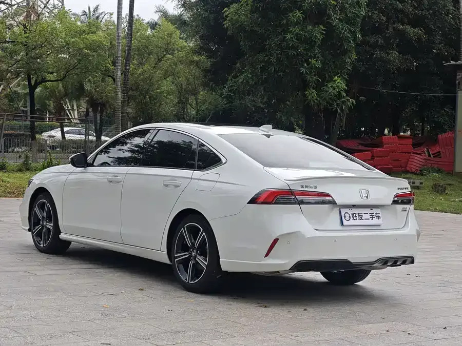 Honda Inspire Insignia 2025 260TURBO Fine Edition 2025 — миниатюра 4