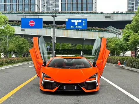 Lamborghini Revuelto 2026 купить в Москве