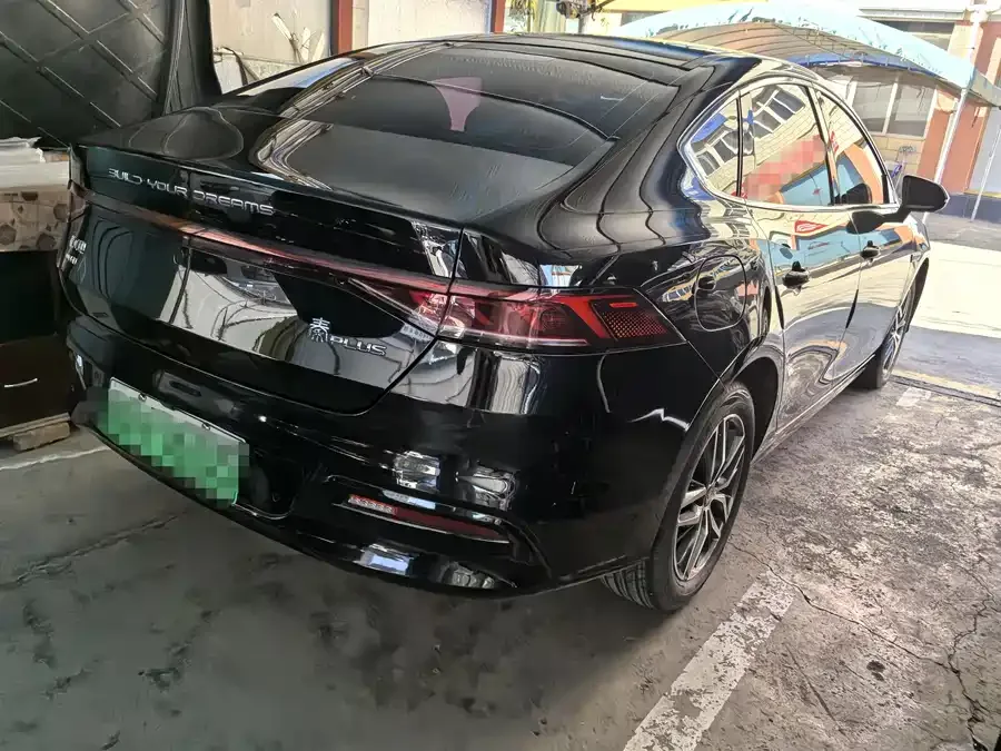 BYD Qin PLUS Qin PLUS 2021 DM-i 120KM Flagship 2023 — миниатюра 2