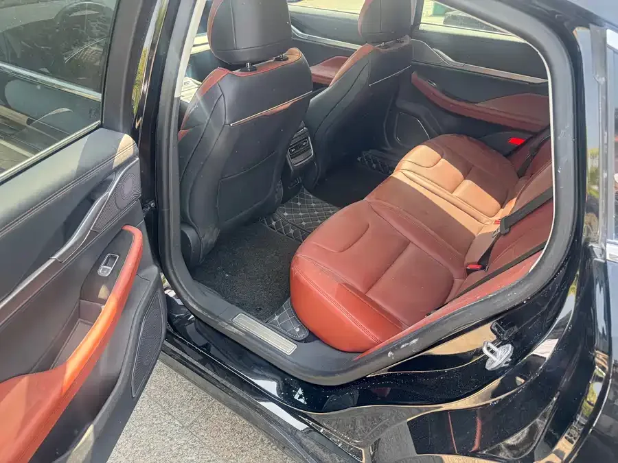 Lincoln Z 2024 2.0T Premium Edition 2024 — миниатюра 3