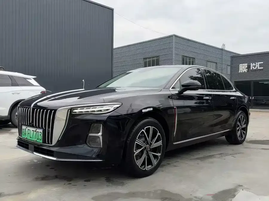 Hongqi H5 PHEV Hongqi H5 PHEV 2025 130 Super Hybrid Edition 2025 — фото 1, купить с доставкой в Москву