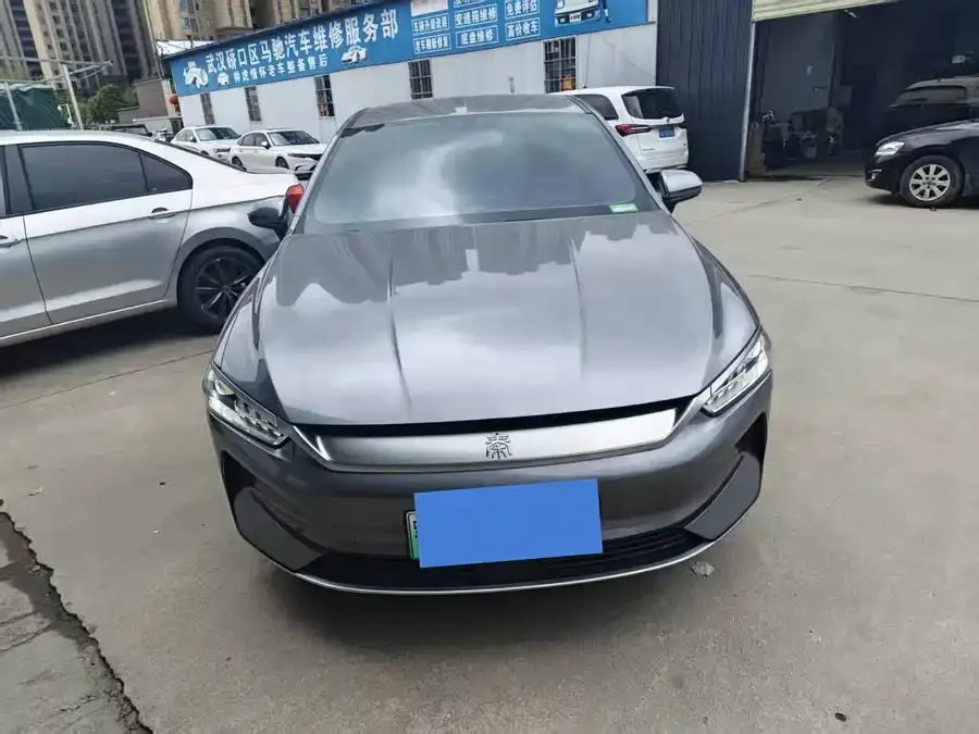 BYD Qin PLUS Qin PLUS 2024 Honor Edition EV 510KM Leading Edition 2024 — фото 1, купить с доставкой в Москву