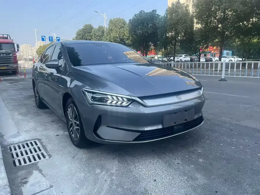 BYD Qin PLUS Qin PLUS 2021 EV 500KM Premium Edition 2022 — фото 1, купить с доставкой в Москву