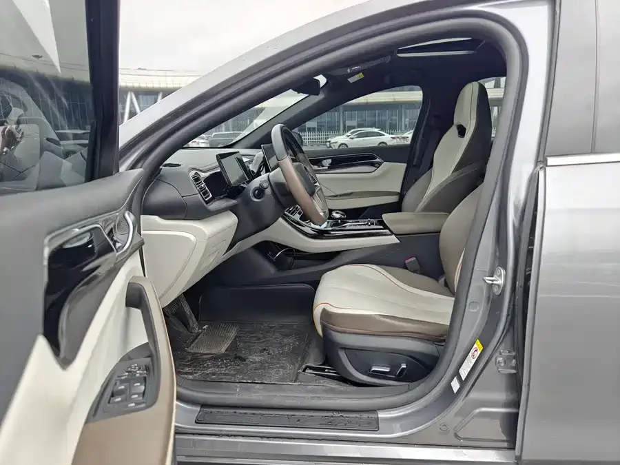 BYD Qin PLUS Qin PLUS 2023 Champion Edition EV 420KM Beyond Edition 2023 — миниатюра 3