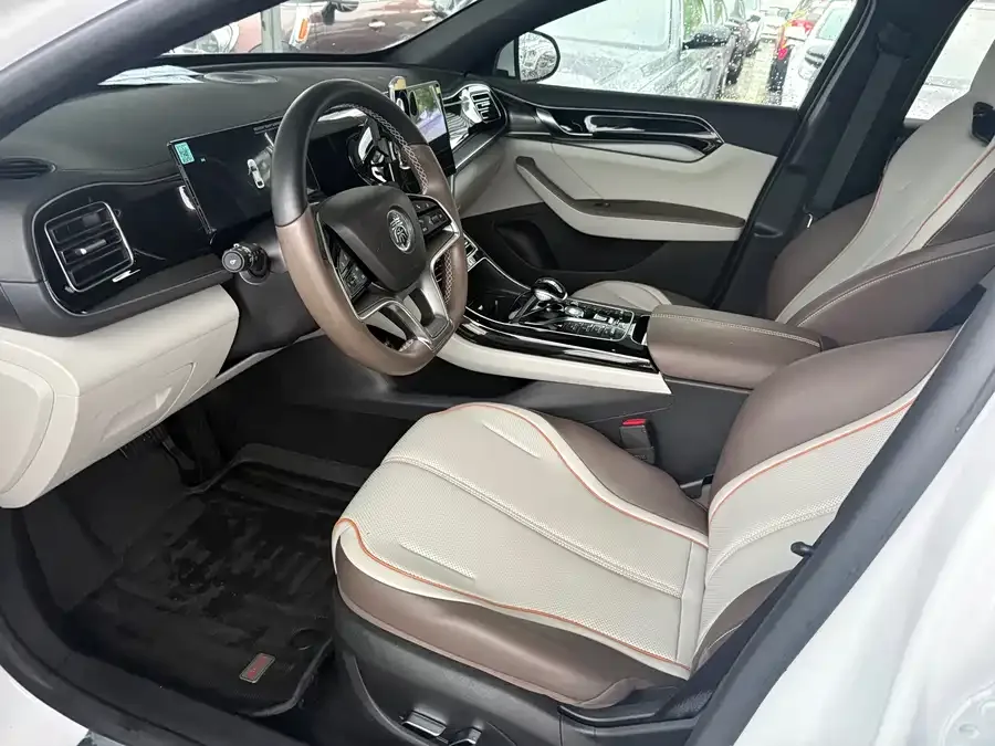BYD Qin PLUS Qin PLUS 2024 Honor Edition EV 420KM Leading Model 2024 — миниатюра 3