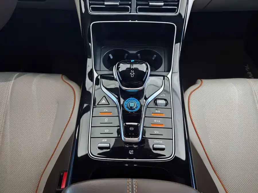 BYD Qin PLUS Qin PLUS 2025 EV 510KM Standard Edition 2025 — миниатюра 4