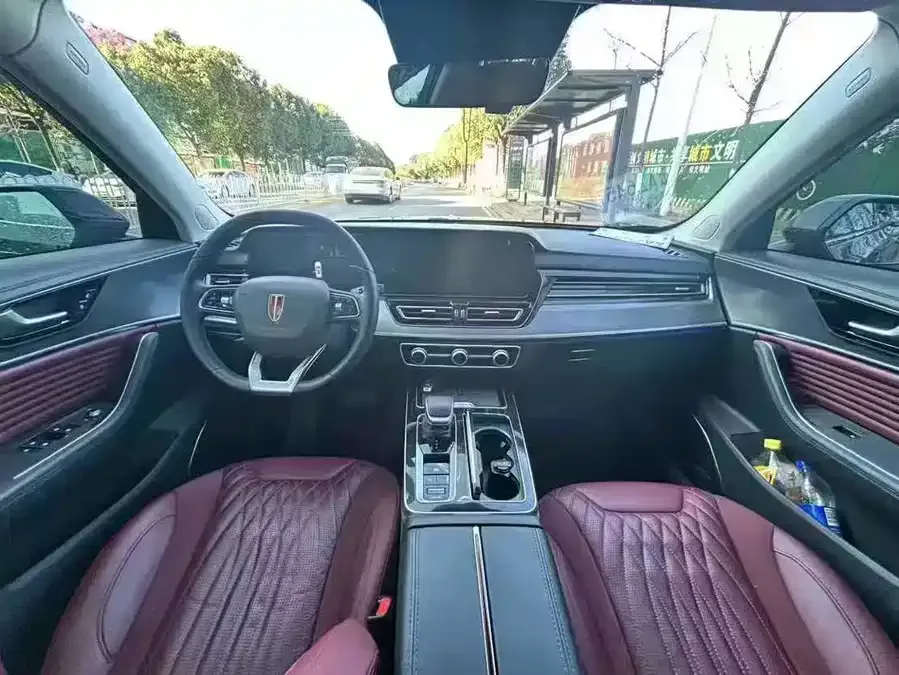 Hongqi HS5 Hongqi HS5 2023 2.0T Flagship Pro Edition 2024 — миниатюра 2