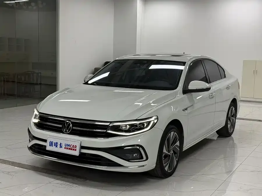 Volkswagen Bora Bora 2023 280TSI DSG Premium Edition 2022 — фото 1, купить с доставкой в Москву