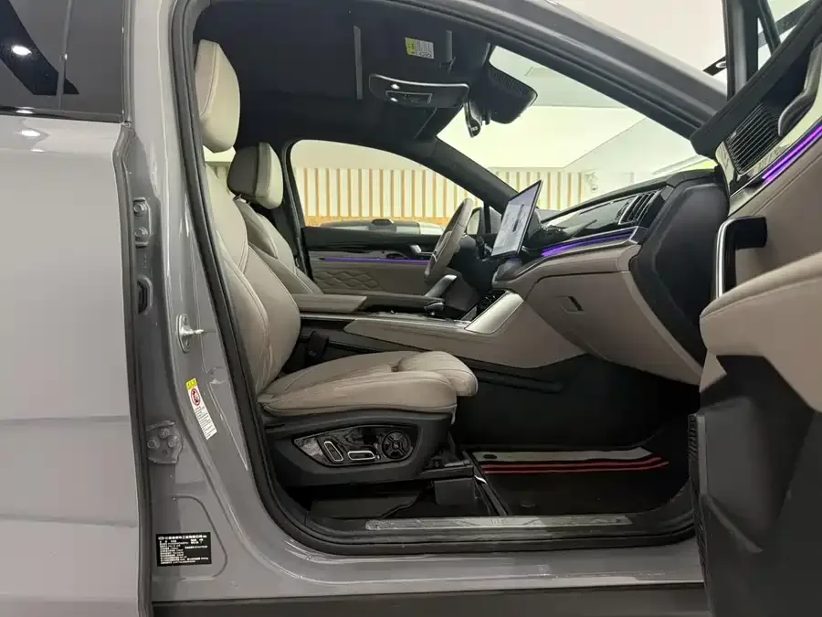 BYD Tang New Energy Tang New Energy 2025 DM-i 115KM Flagship 2024 — миниатюра 5