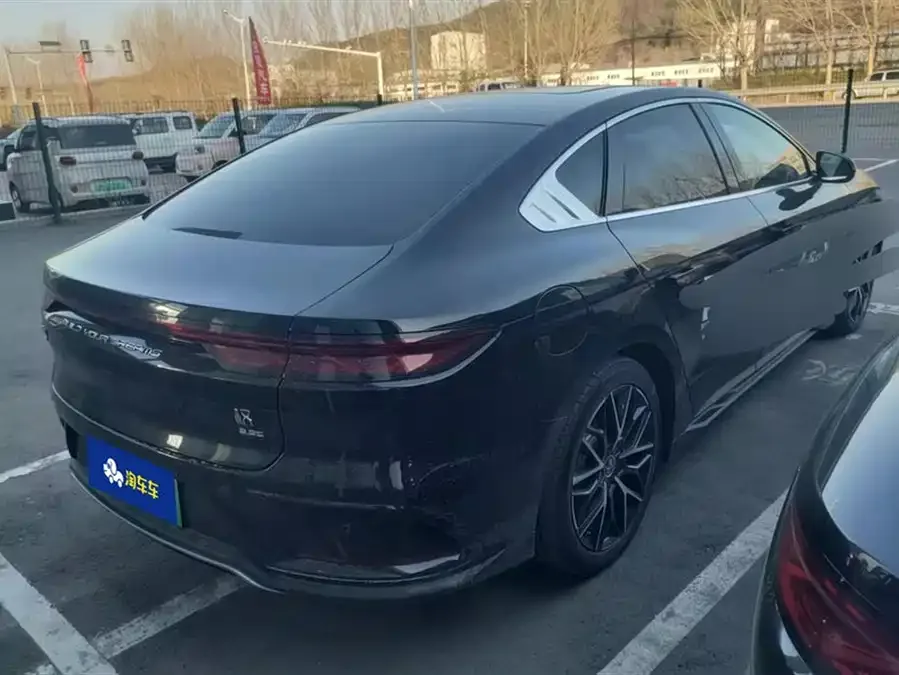 BYD Second-hand Han 2022 DM-i 121KM Premium Edition 2022 — миниатюра 3