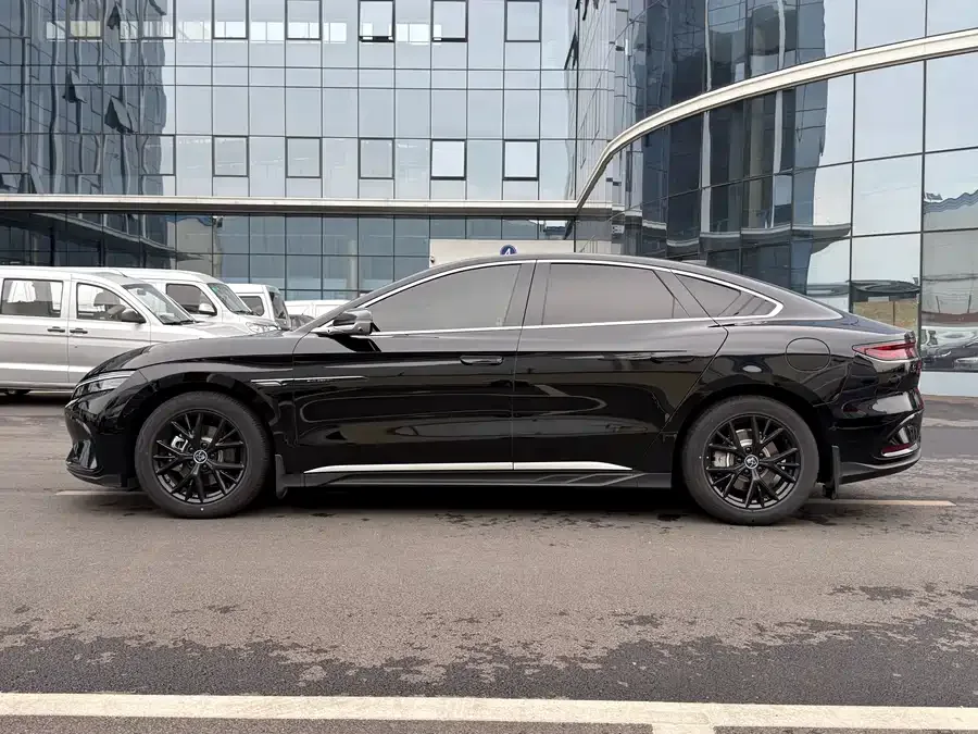 BYD Second-hand Han 2025 DM-i Intelligent Driving Edition 125KM Elite Edition 2025 — миниатюра 3