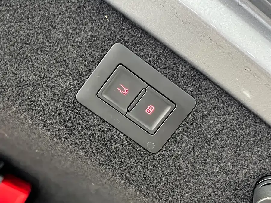 BYD Second-hand Han 2023 DM-i Champion Edition 121KM Elite 2023 — миниатюра 4