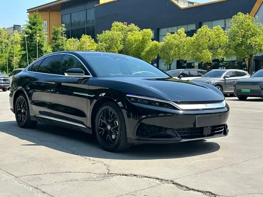 BYD Second-hand Han 2025 DM-i 125KM Elite 2025 — миниатюра 3