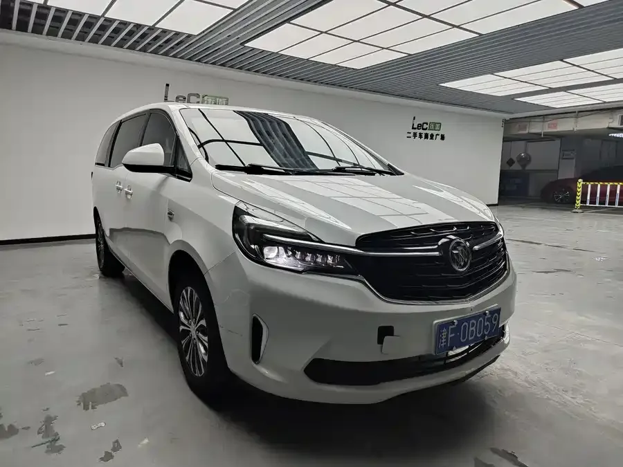 Buick GL8 2022 Land Business Class 652T Comfort Edition 2022 — миниатюра 3