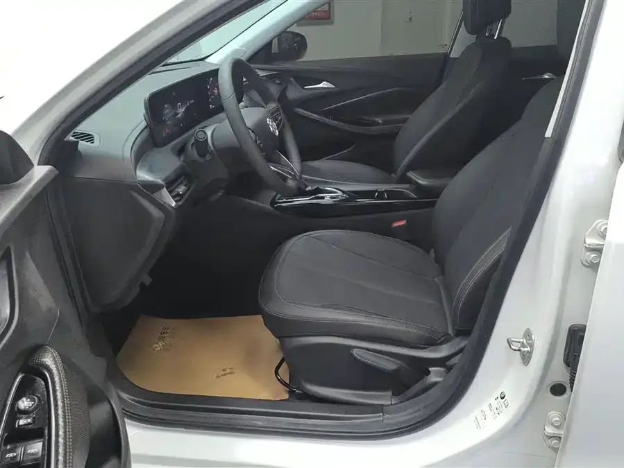 Buick Verano Verano 2023 Pro Enjoy Edition 2024 — миниатюра 3