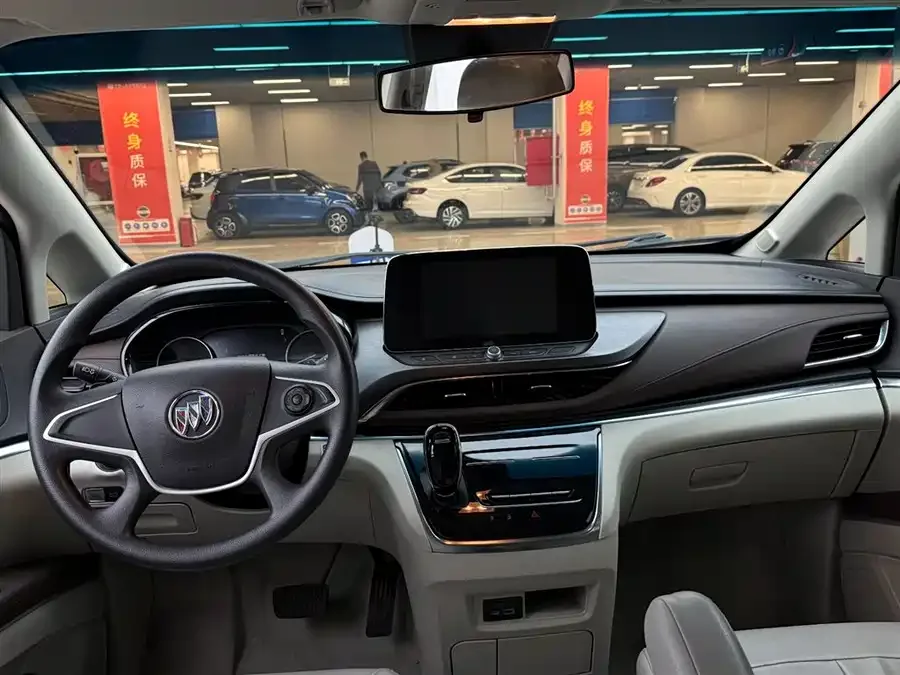 Buick GL8 2023 Land Business Class Comfort Edition 2022 — миниатюра 5