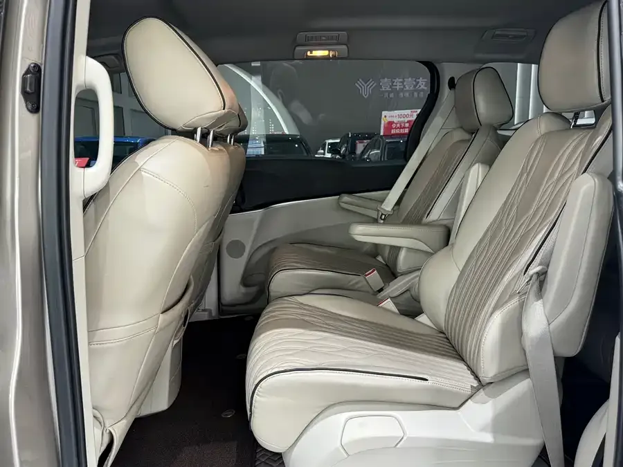 Buick GL8 2022 Land Business Class 652T Comfort Edition 2022 — миниатюра 4