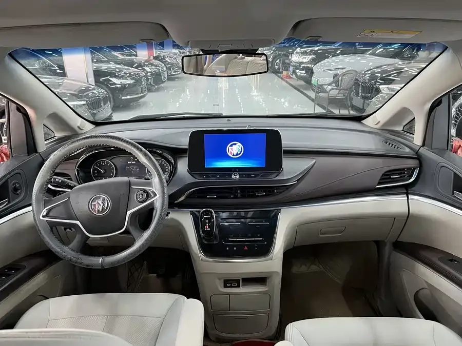 Buick GL8 2022 Land Business Class 652T Comfort Edition 2022 — миниатюра 2