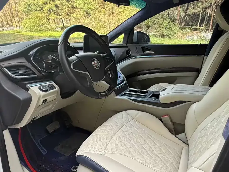 Buick GL8 2022 Land Business Class 652T Comfort Edition 2022 — миниатюра 4