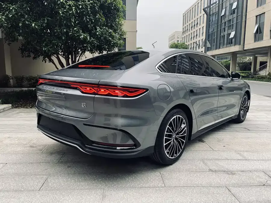 BYD Second-hand Han 2022 DM-i 121KM Premium Edition 2023 — миниатюра 3