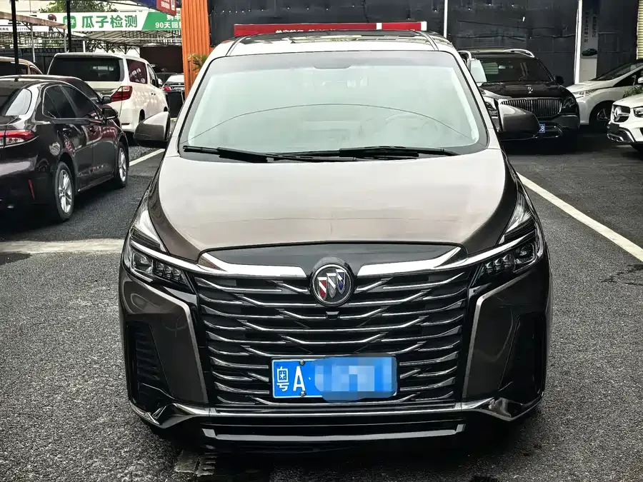 Buick GL8 2023 Land Business Class Comfort Edition 2022 — миниатюра 2