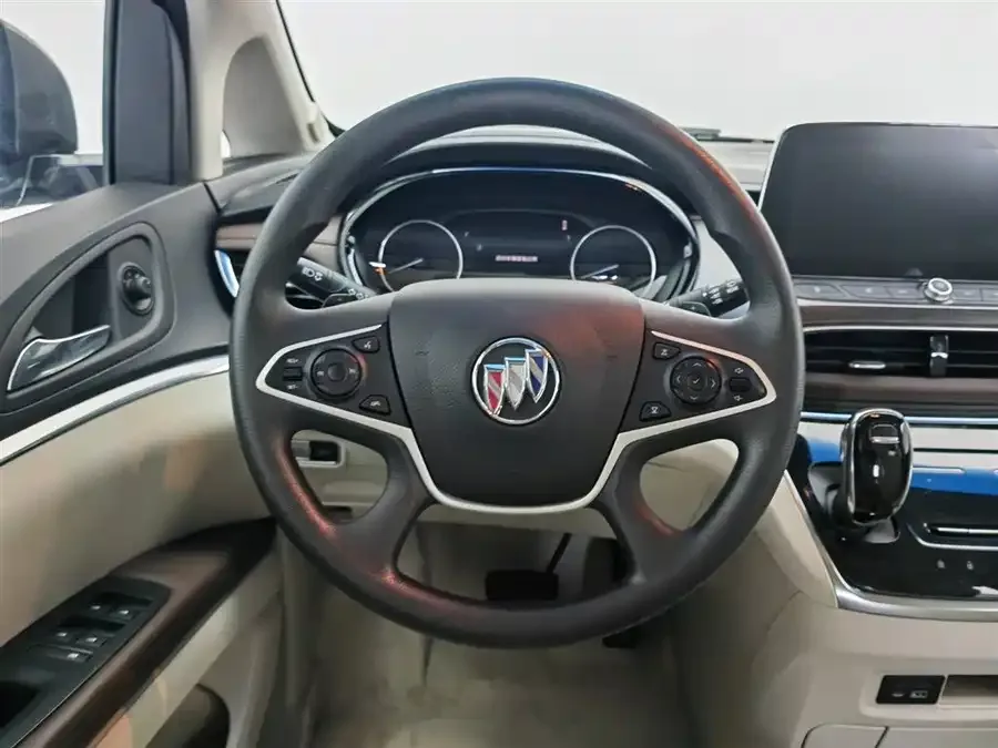 Buick GL8 2023 Land Business Class Smart Edition 2023 — миниатюра 5