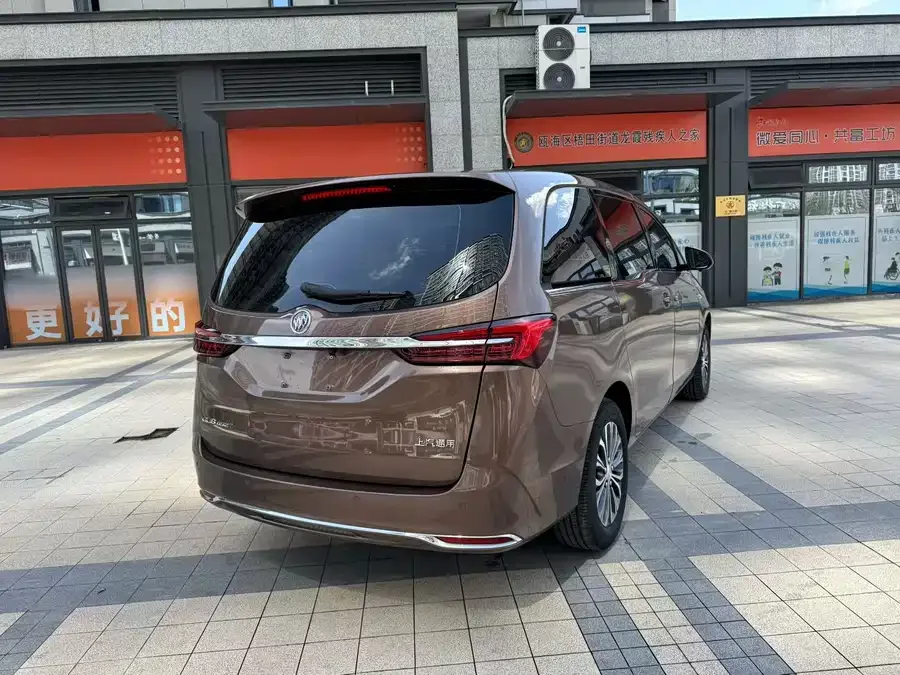Buick GL8 2022 Land Business Class 652T Comfort Edition 2022 — миниатюра 2