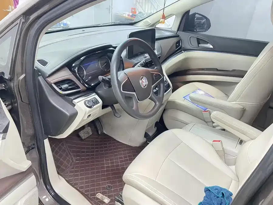 Buick GL8 2022 Land Business Class 652T Comfort Edition 2022 — миниатюра 2