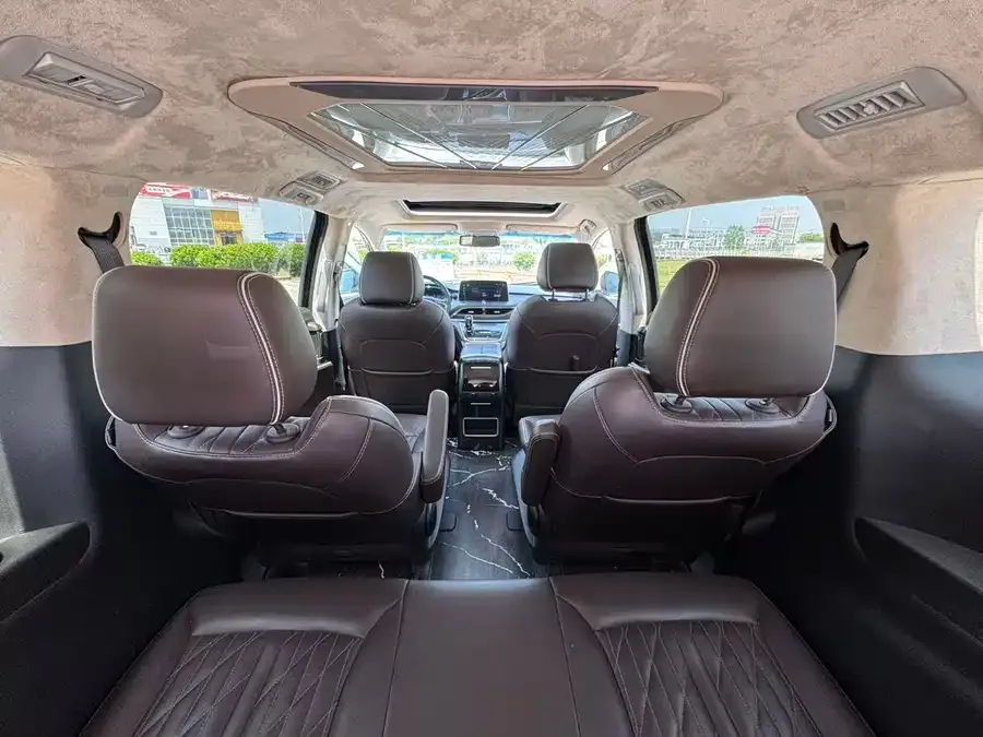 Buick GL8 2021 Land Business Class 652T Luxury Edition 2022 — миниатюра 2